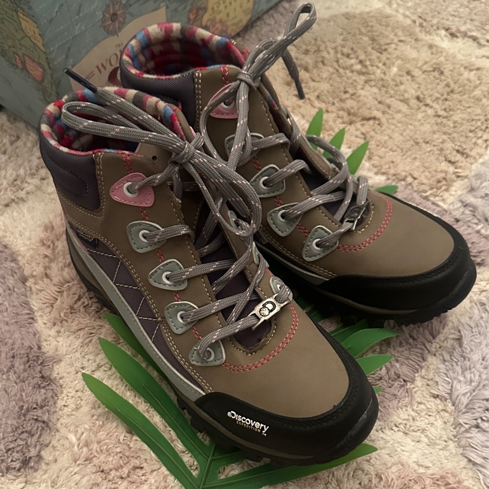 NEW HIKING Multi-Color Hiking Boots